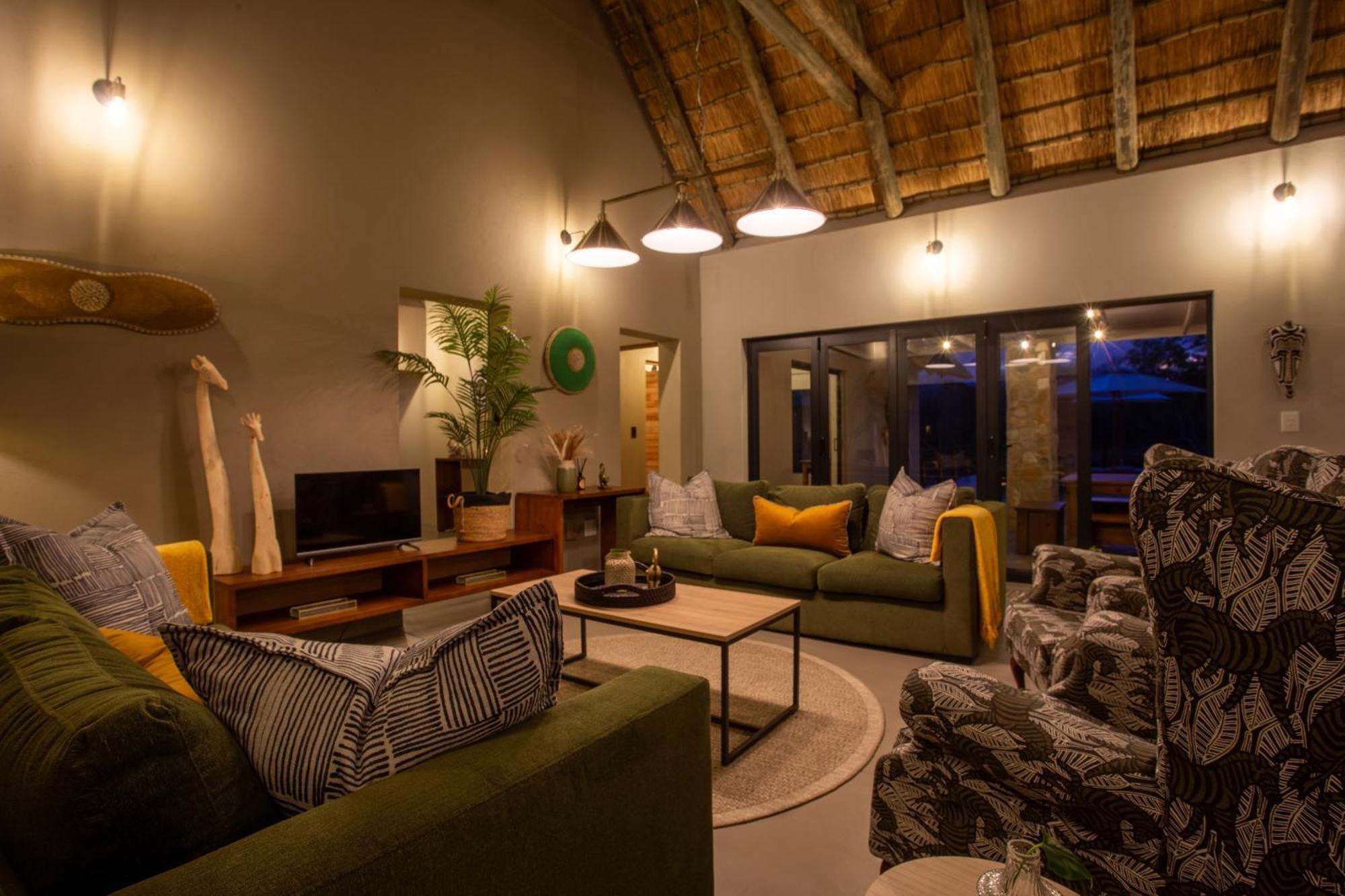Vuyani Marula Lodge Hoedspruit Exterior foto