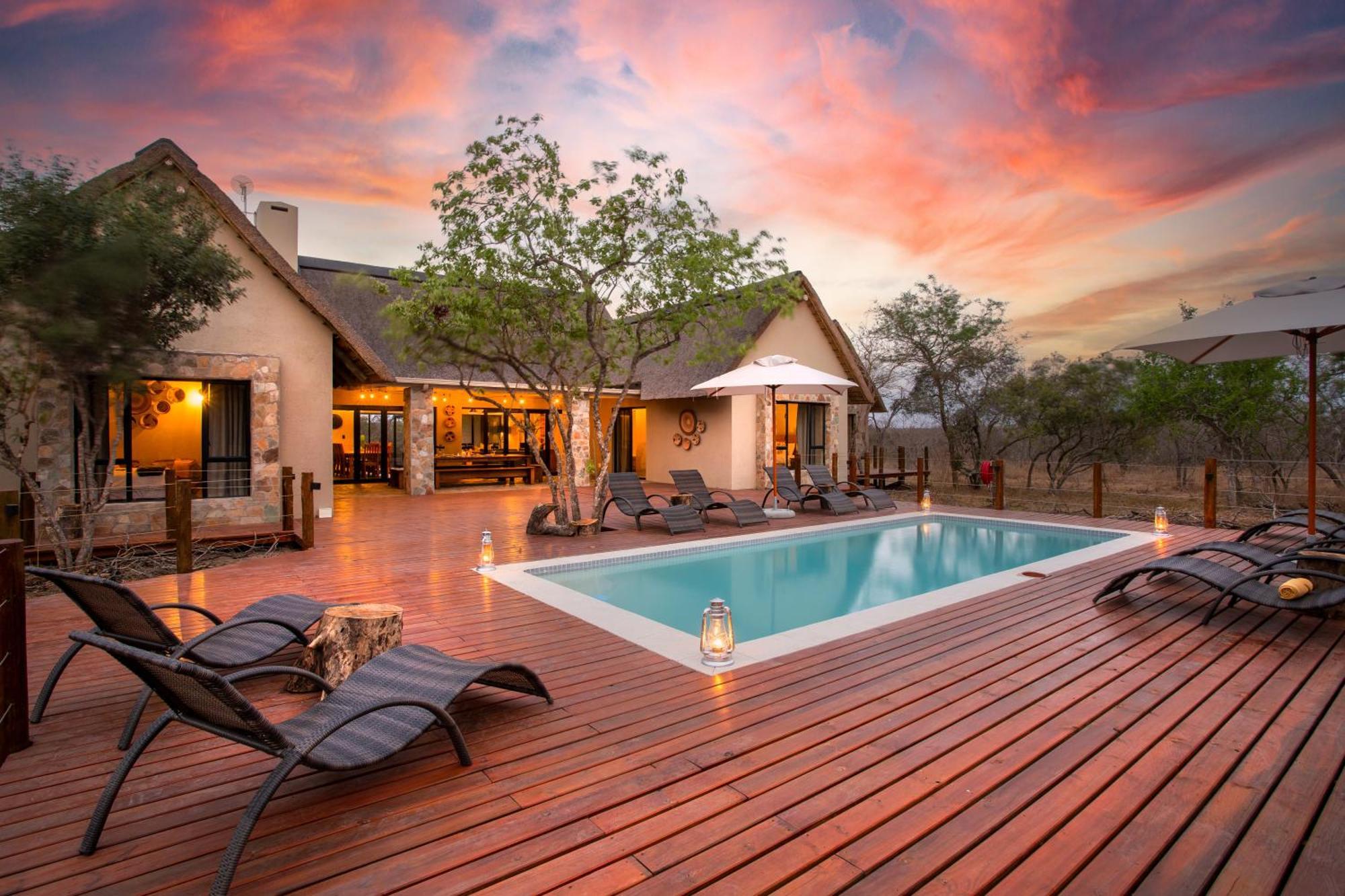 Vuyani Marula Lodge Hoedspruit Exterior foto